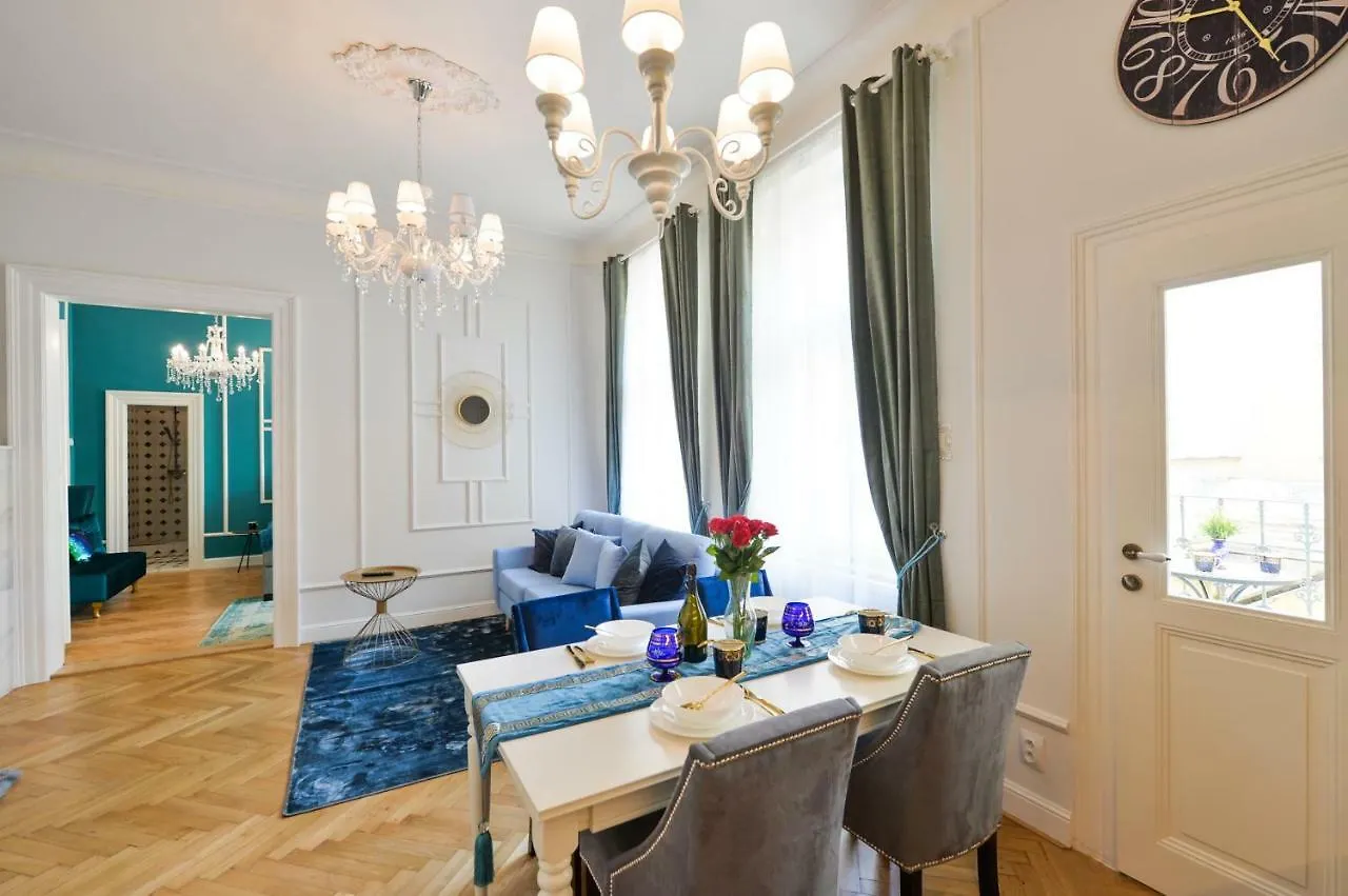 Glamour Frida Apartment Prag