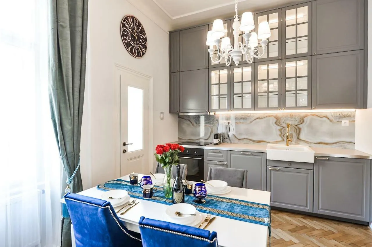 Glamour Frida Apartment Prag