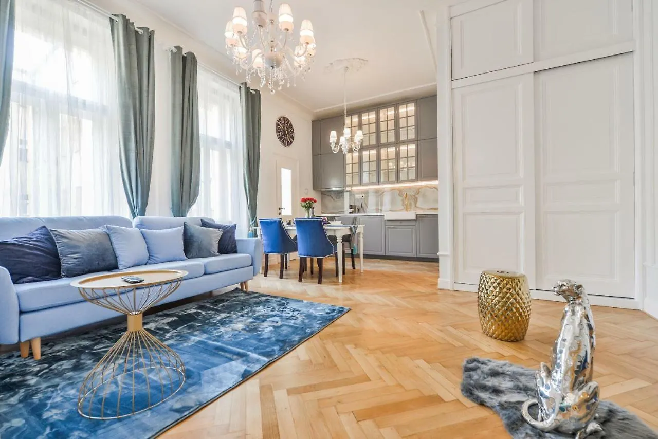 Glamour Frida Apartment Prag
