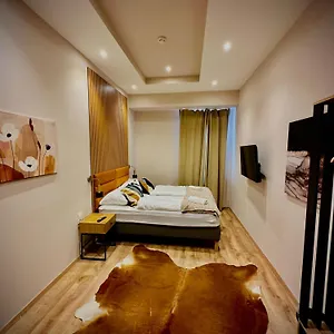 Wiener Stadthalle Boutique - Ideal For Couples Apartment Wien